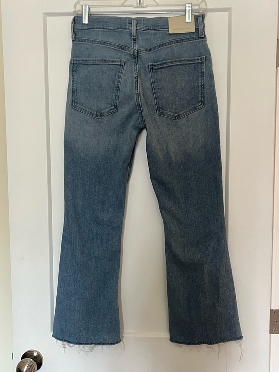 COH Isola Mid Rise Cropped Bootcut Mid Blue Wash Jeans 26 - Picture 5 of 9